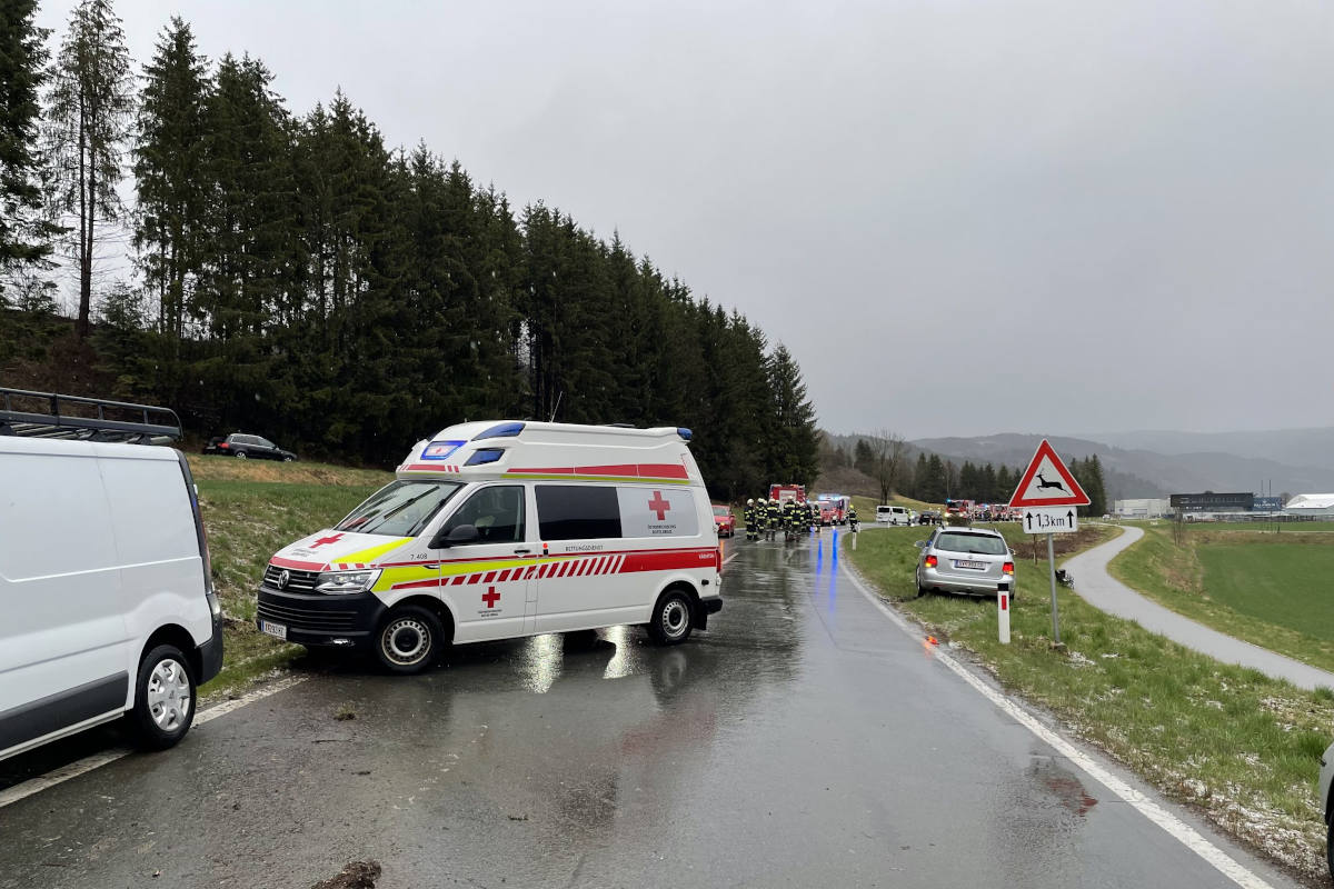 Schwerer Verkehrsunfall in der Gemeinde Straßburg