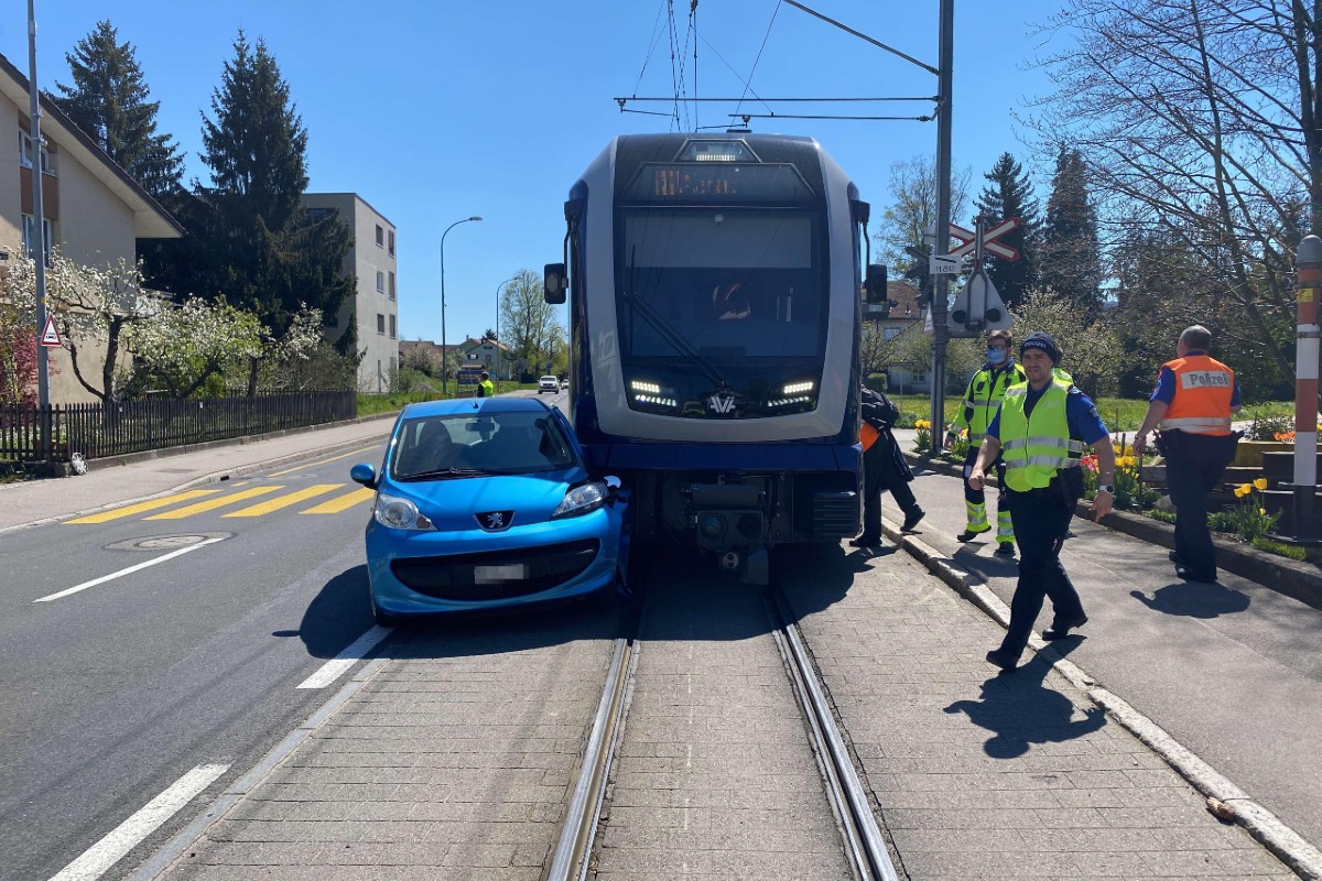 Der Autofahrer verletzte sich leicht.