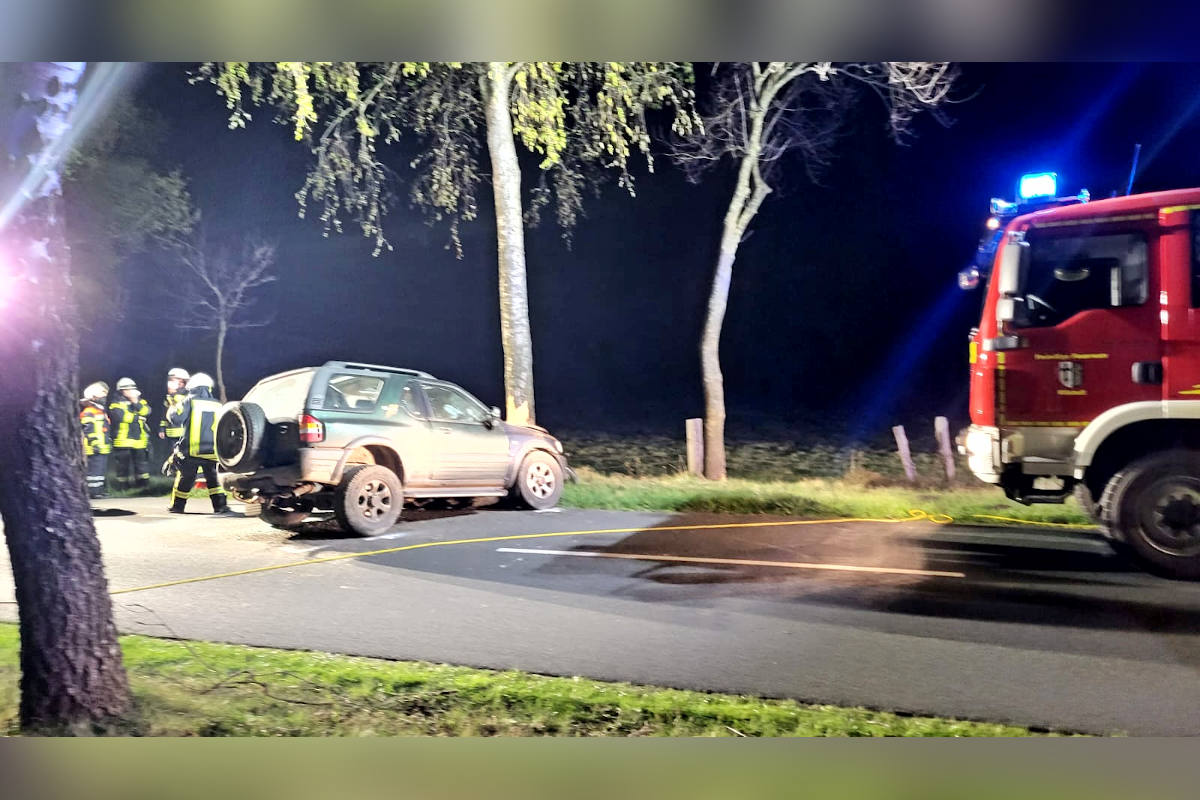 Verkehrsunfall mit eingeklemmter Person in Wilstedt