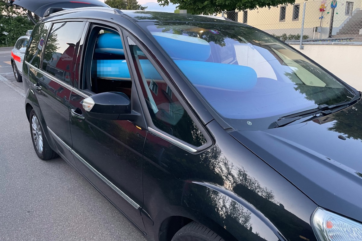 Bottighofen TG - "Stand un Paddles" so im Auto sind keine gute Lösung