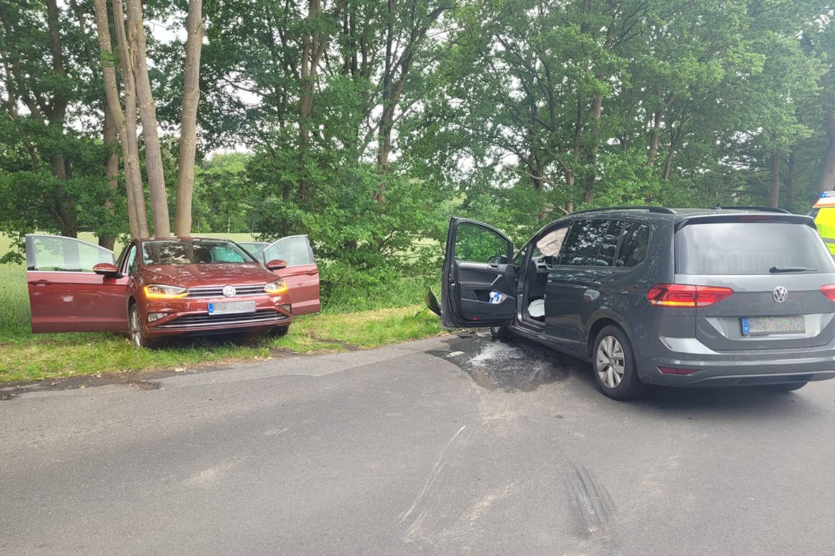 Unfall mit sieben Unfallbeteiligten auf der B430