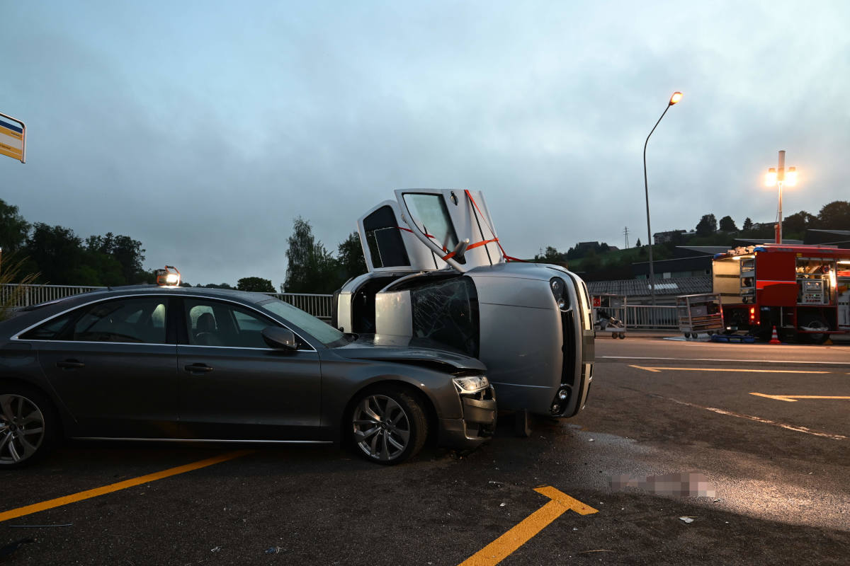 Bernhardzell SG – Fünf Schwerverletzte nach Selbstunfall