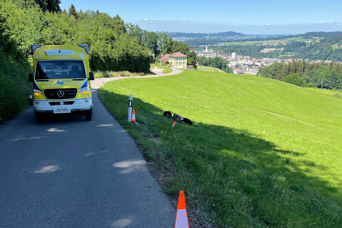 Kirchberg SG – Motorradfahrer bei Unfall unbestimmt verletzt