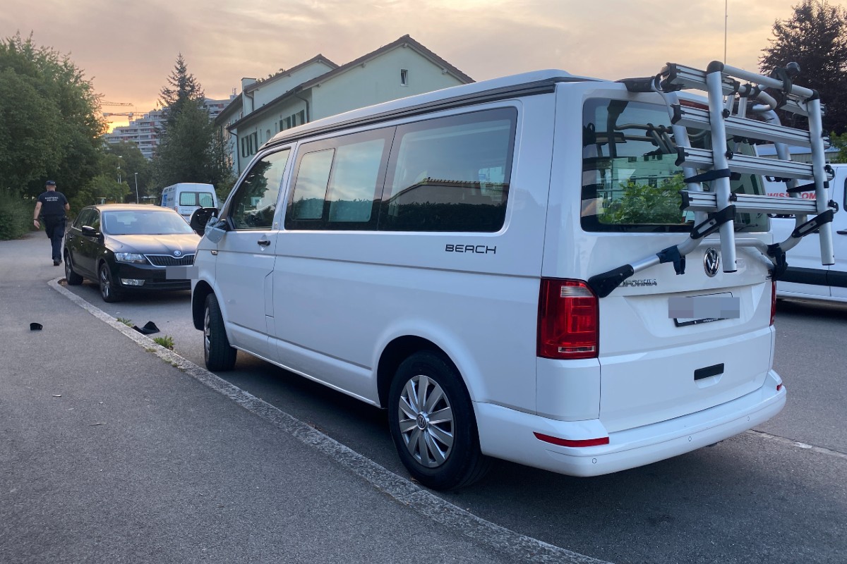 In Aarau AG wurden Gegenstände beschädigt.