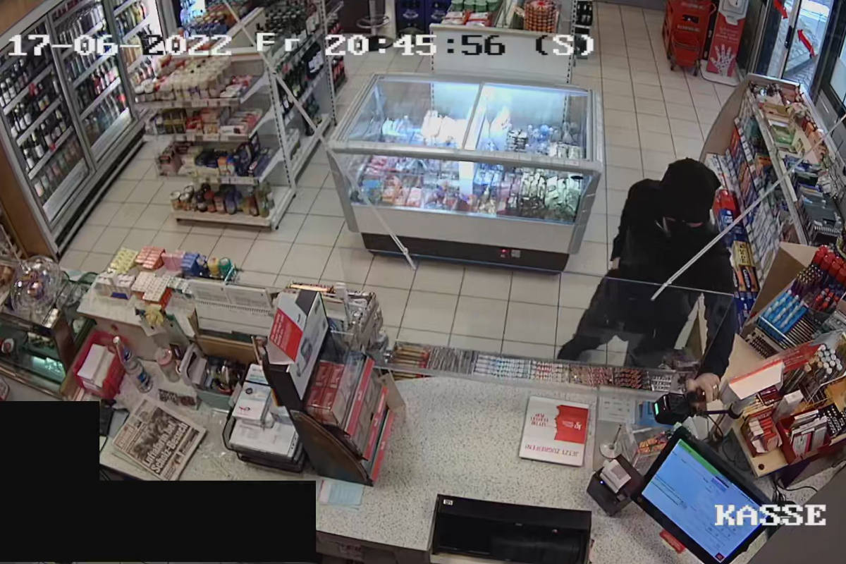 Öffentlichkeitsfahndung nach Tankstellenraub in Gotha