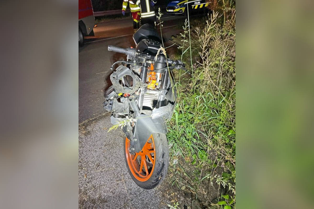 Schwer verletzt bei Alleinunfall mit Leichtkraftrad