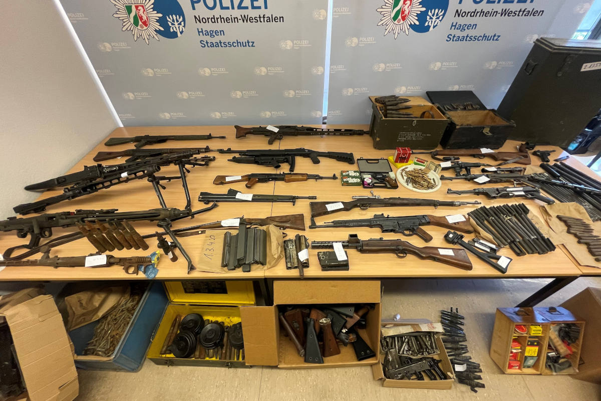 69-jähriger Mann tot bei Hausdurchsuchung aufgefunden