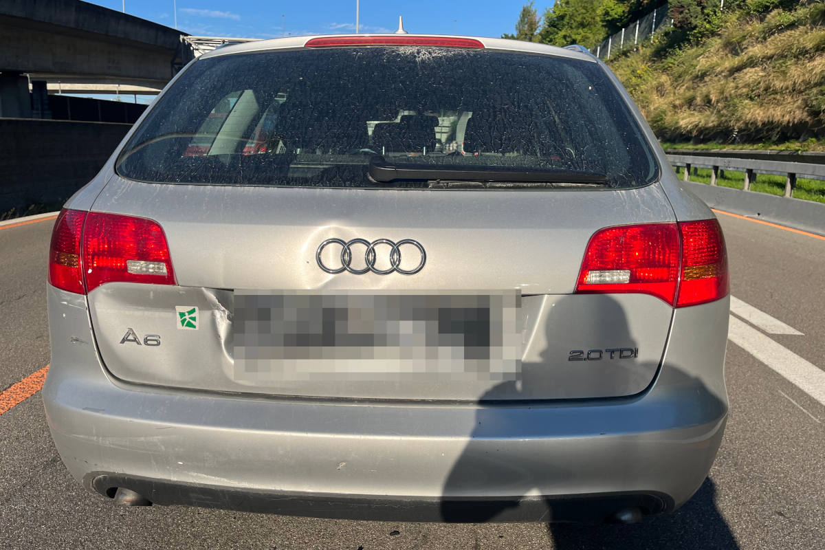 A1 Stadt St. Gallen – Auffahrunfall von zwei Autos auf der Autobahn