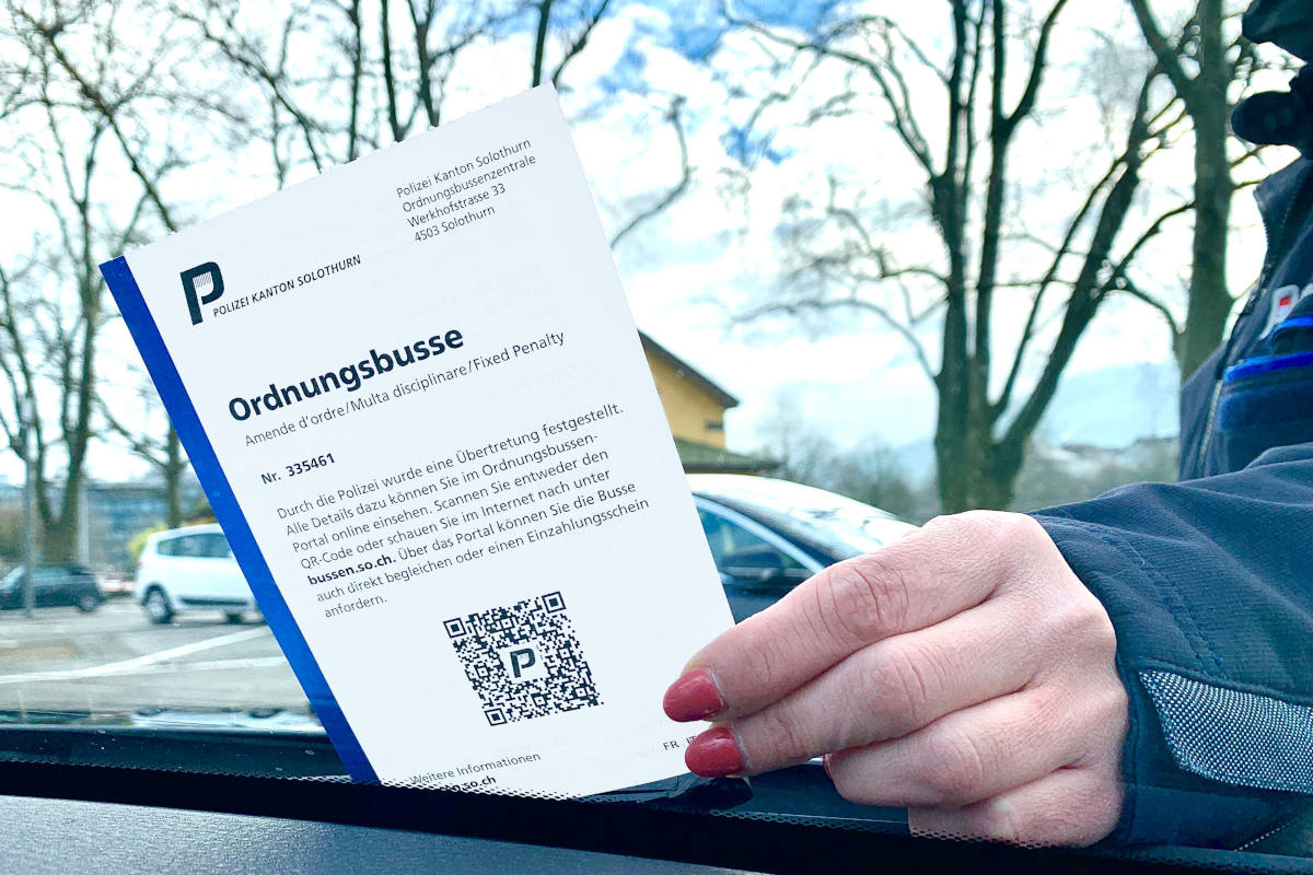 Polizei führt digitales System für Ordnungsbussen nun auch in der Stadt Grenchen ein