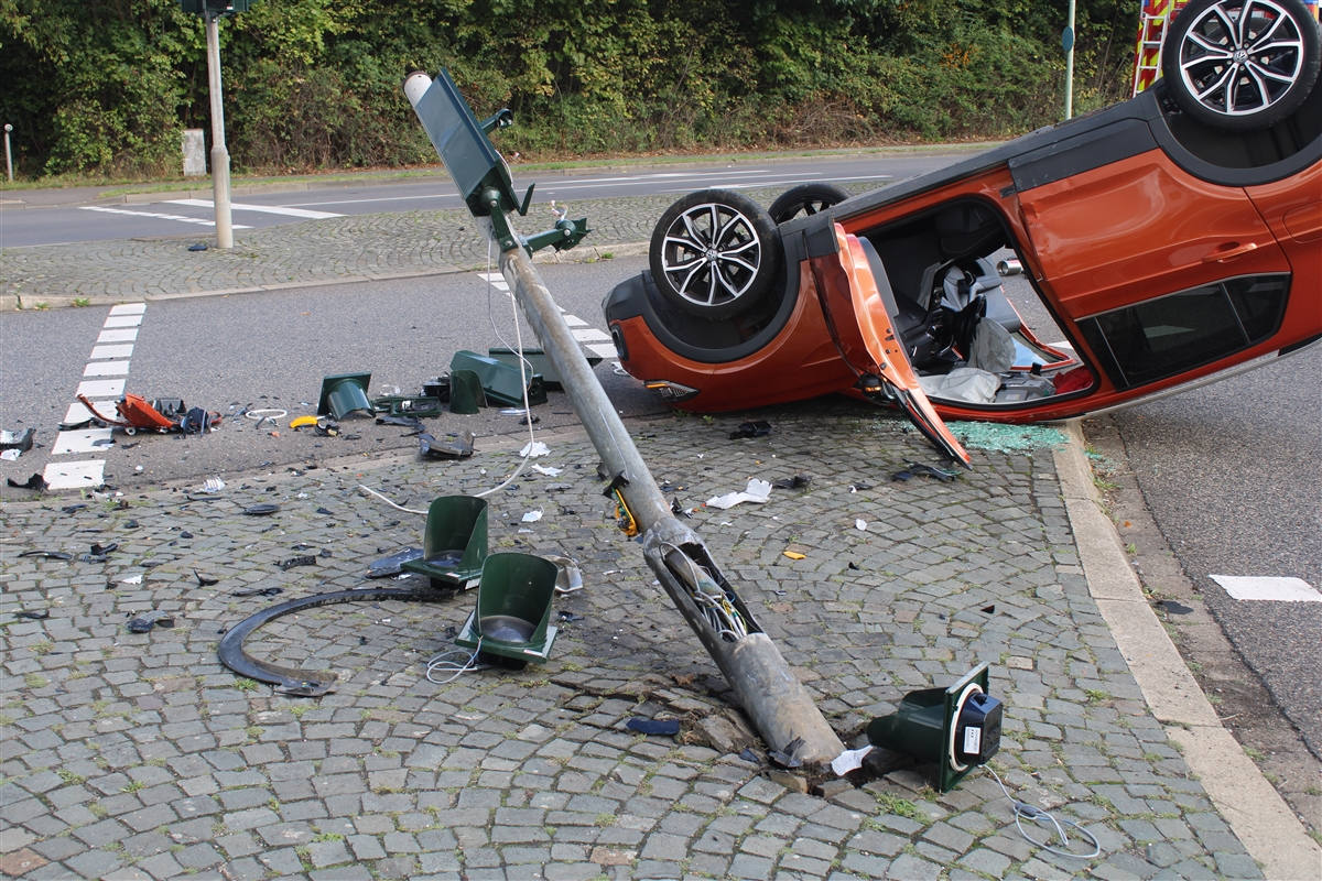 Niederzier – Ampelausfall nach Unfall auf der B56