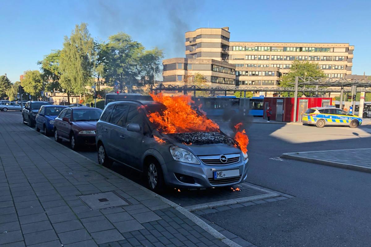 PKW-Brand mit unklarer Ursache