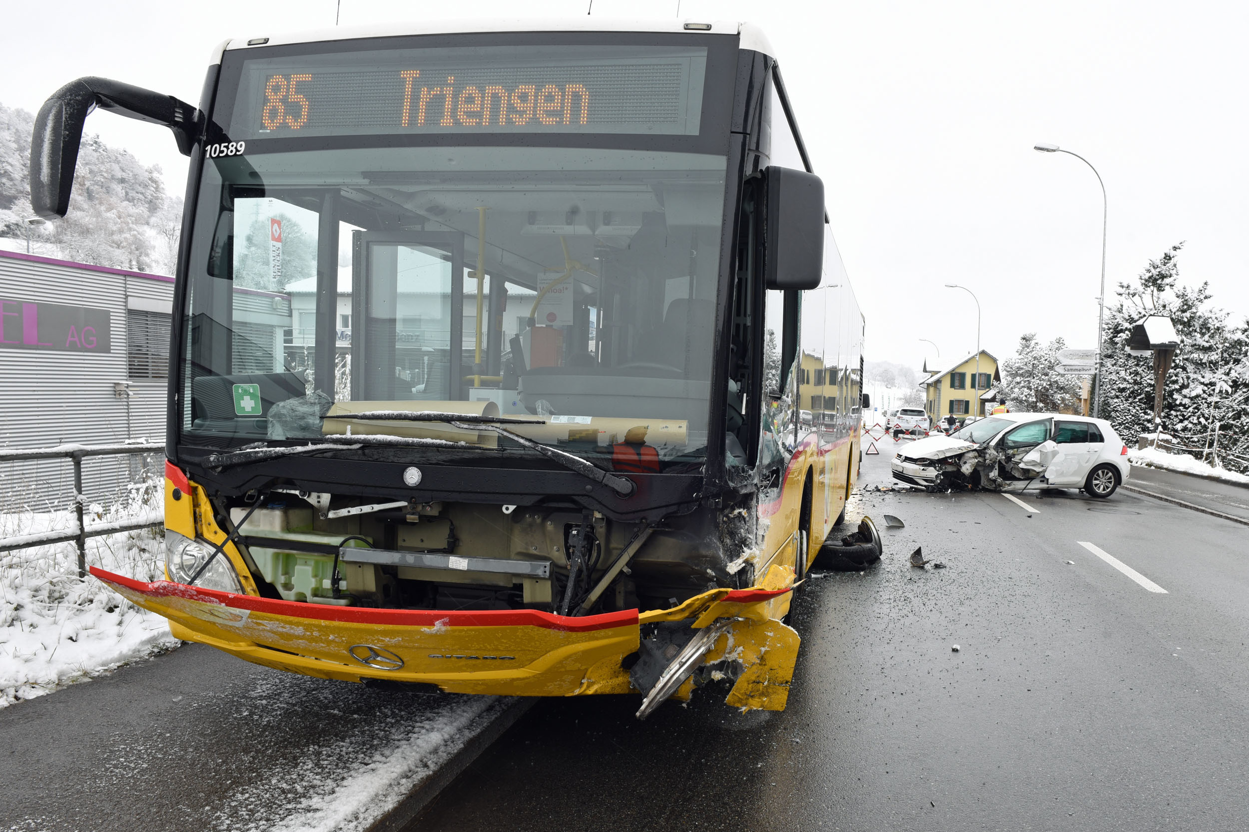 Kanton Luzern – 10 Unfälle am Samstag – eine Person stirbt