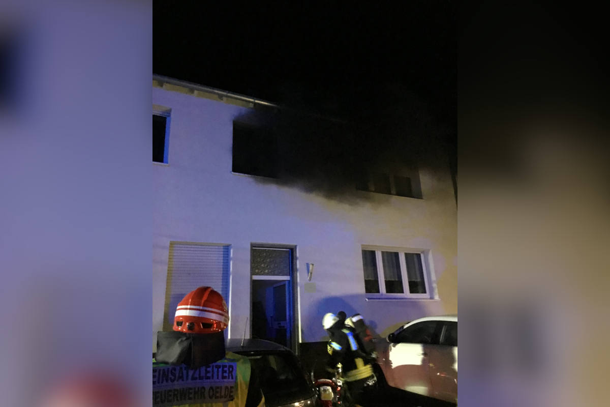 Oelde – Bei Unfall auf der A2 eine Person schwer verletzt – weiterer Unfall und ein Wohnungsbrand