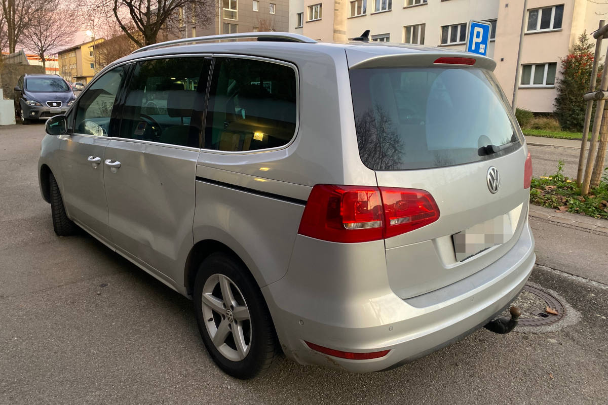 Kollision zwischen Personenwagen und Motorrad