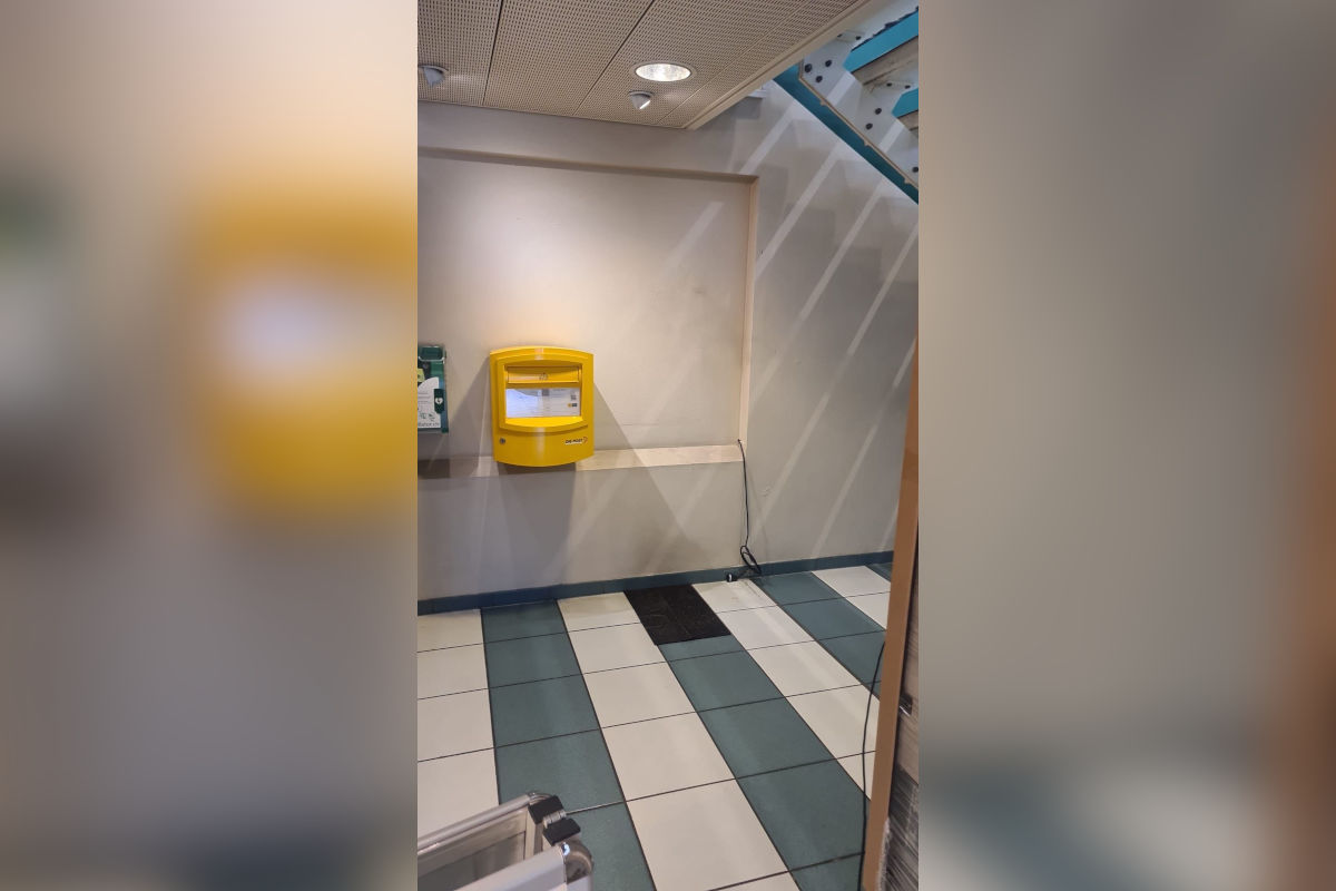 Unbekannte entwenden Bankomat auf Autobahnraststätte