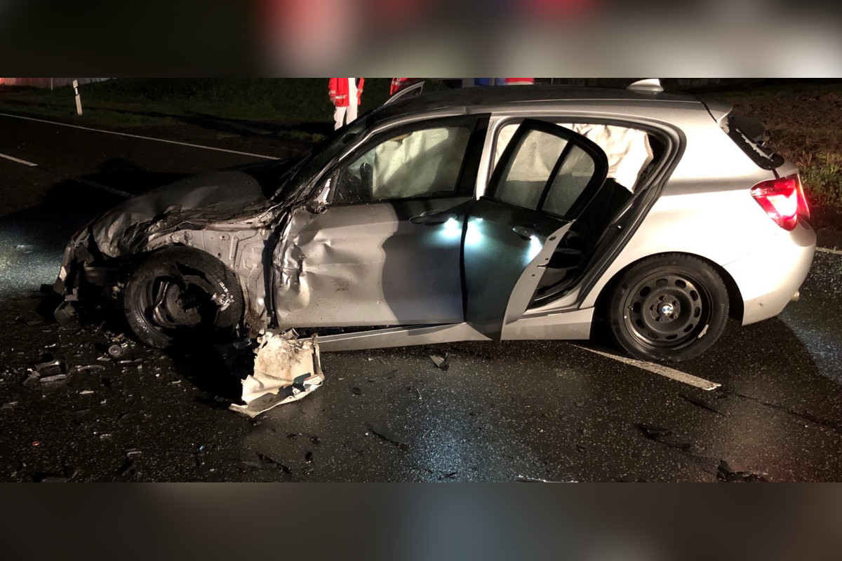 Wolfstein – Verkehrsunfall mit Personenschaden und hohem Sachschaden