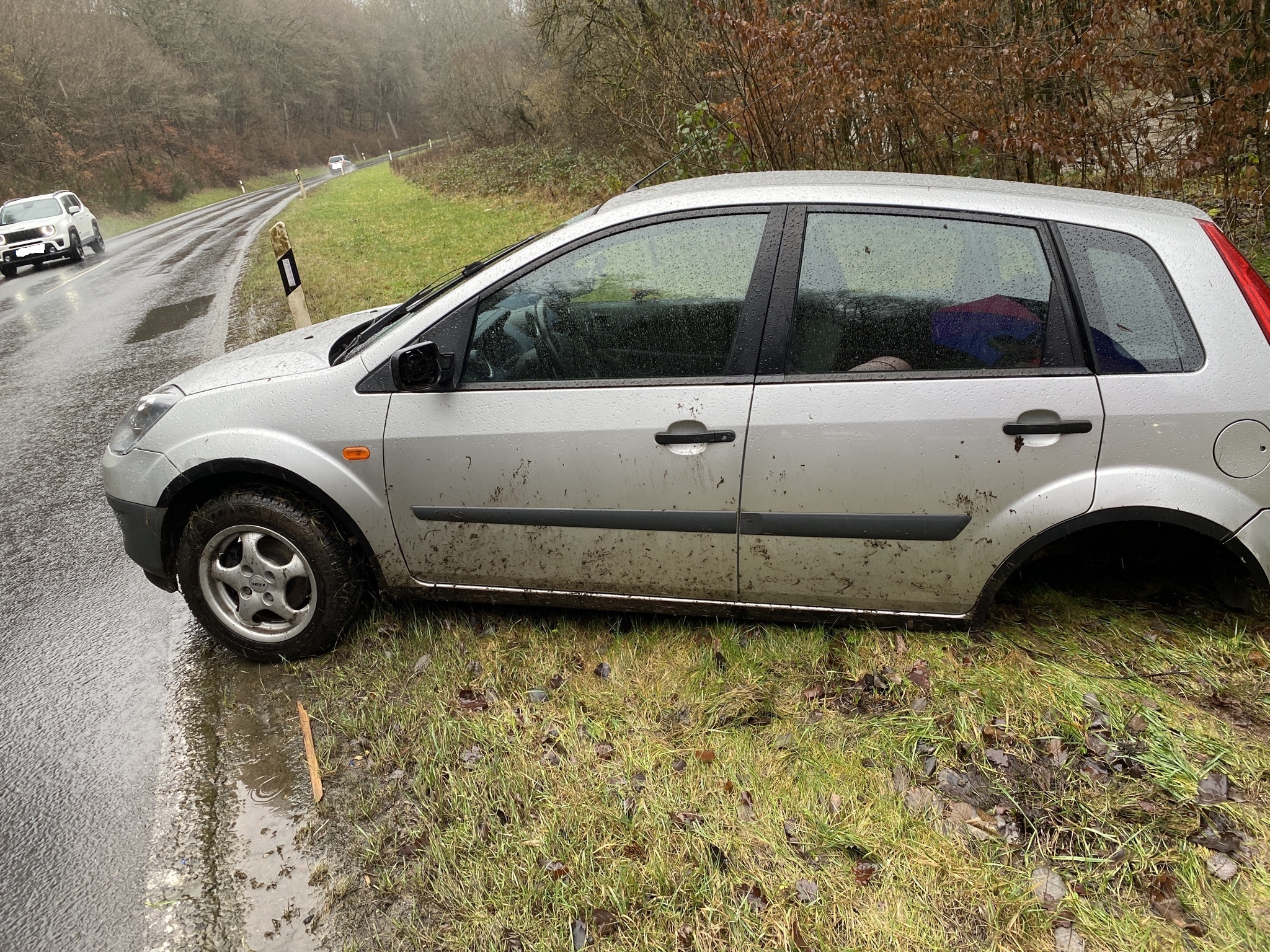 Gerolstein – Verkehrsunfall durch verlorene Hinterachse