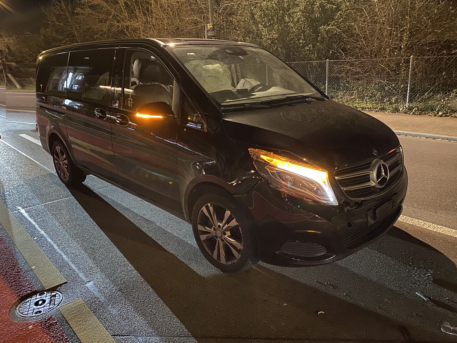 Münchenstein BL – Auffahrkollision zwischen zwei Personenwagen