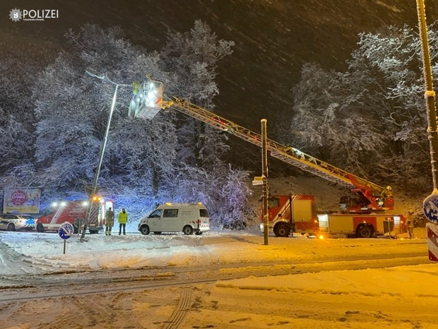 Luxuswagen schrottreif gefahren
