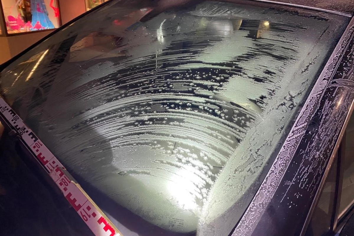 Neuhausen a./Rhf. u. Beringen SH - 11 Personen wegen vereister Autoscheiben verzeigt