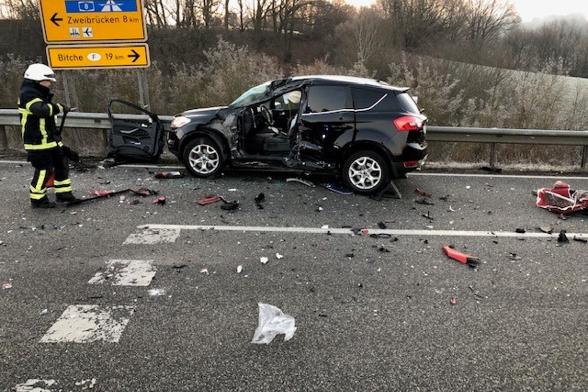 Schwerer Unfall bei Hornbach.