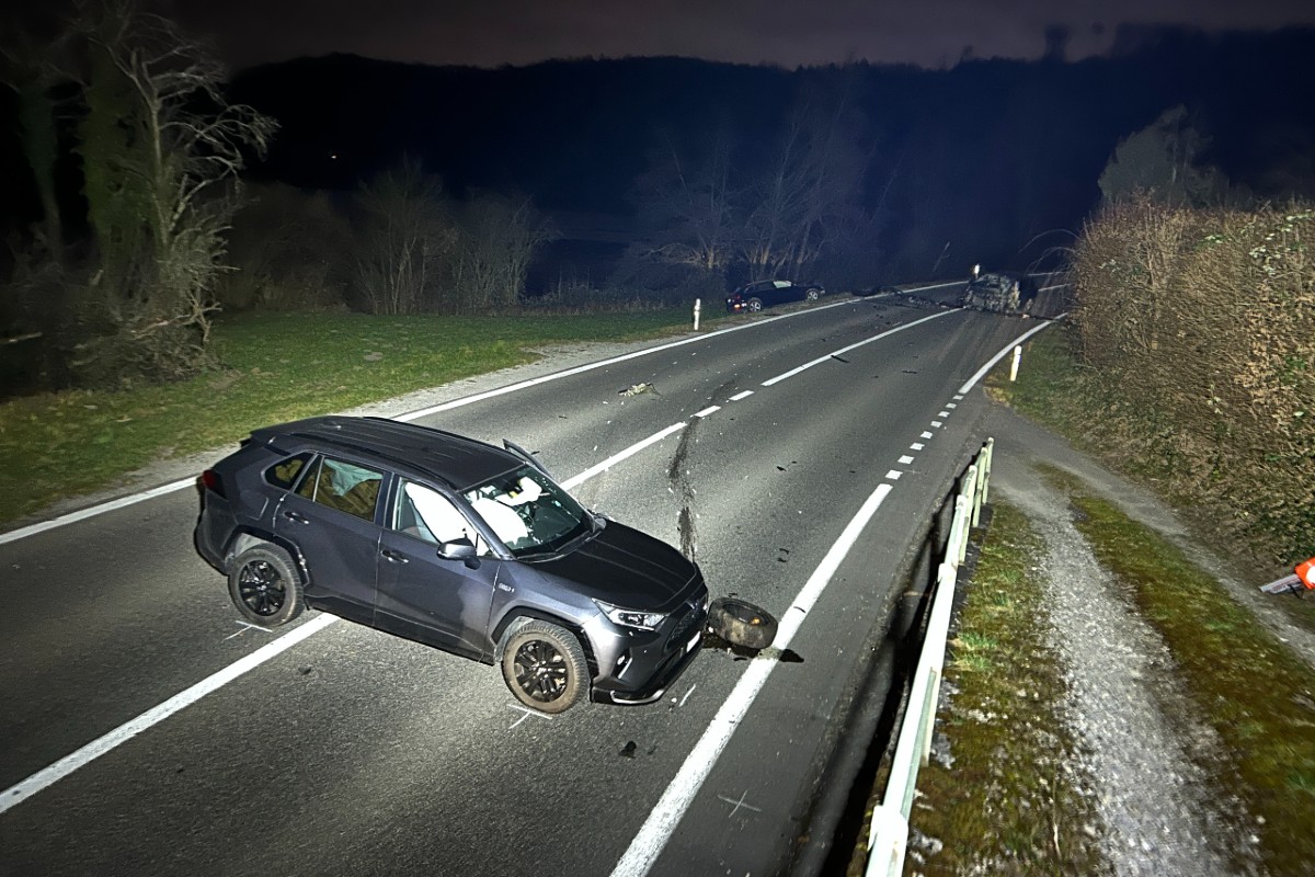Rümikon AG - Dreimal Totalschaden nach Unfall