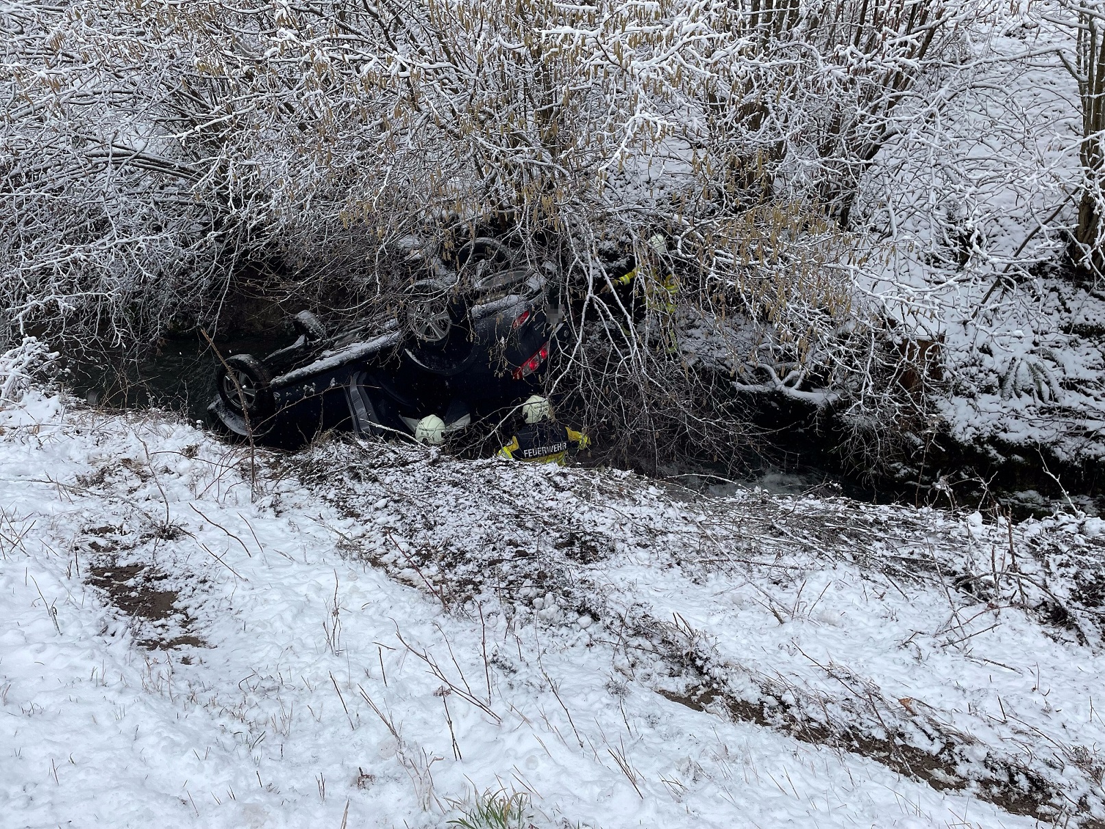 Schwellbrunn AR: Nach Selbstunfall in Bachbett gelandet