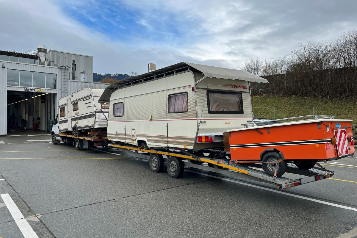 Inwil LU - Polizei zieht massiv überladenen Lieferwagen aus dem Verkehr