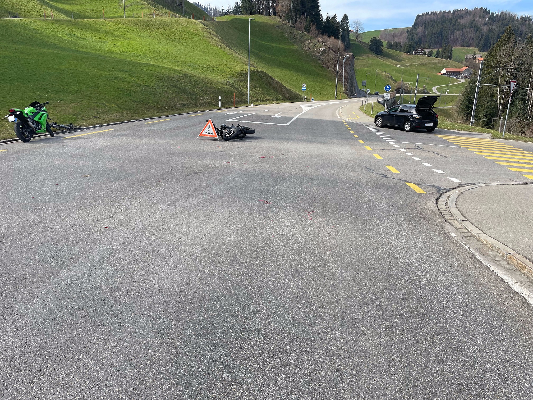 Mehrere Verkehrsunfälle in Appenzell Ausserrhoden: Hoher Sachschaden und Verletzte
