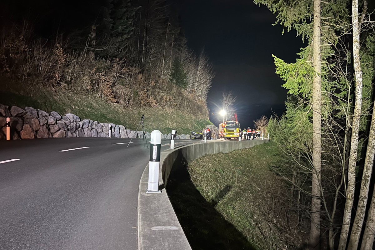 Gestern Abend ereignete sich auf der Hulfteggstrasse eine schwere Kollision.