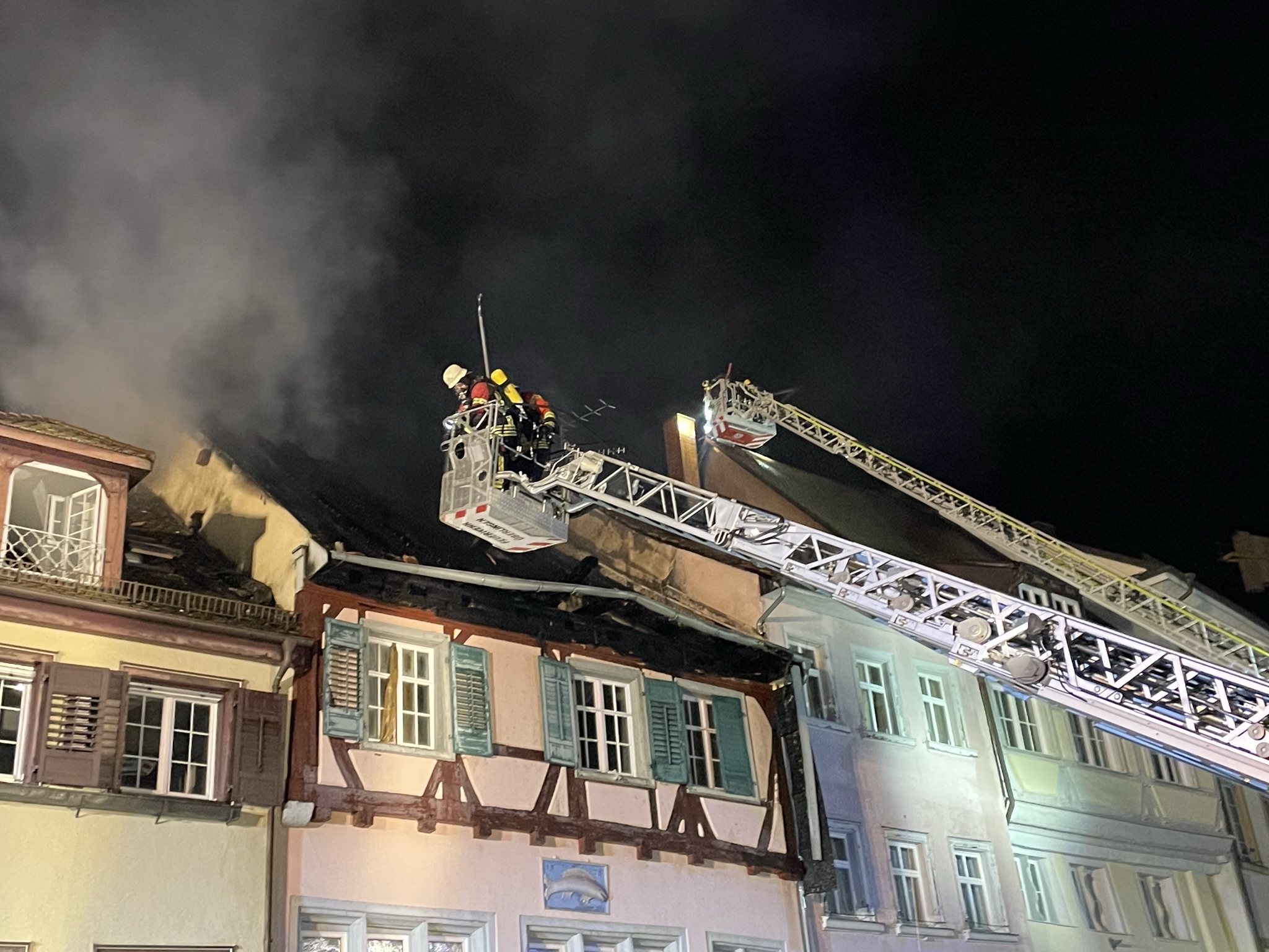 Dachstuhlbrand in der historischen Altstadt