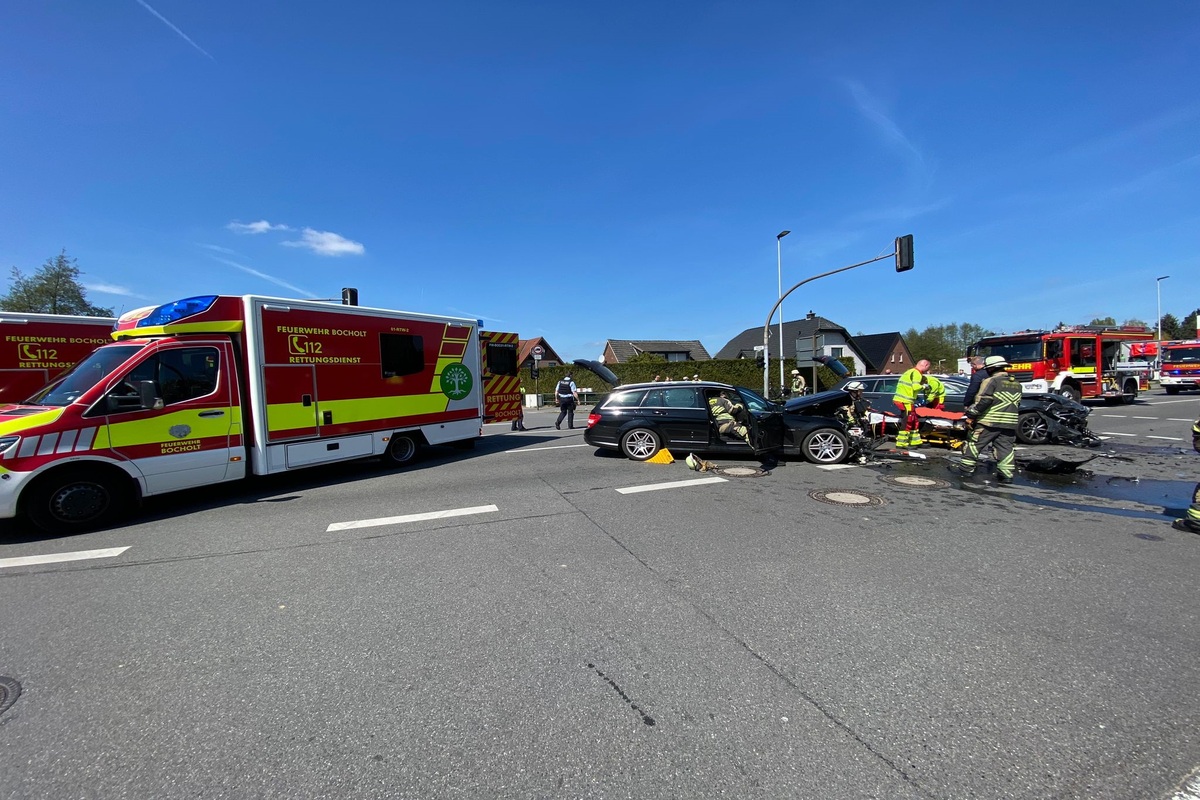 Verkehrsunfall fordert zwei Schwerverletzte in Bocholt