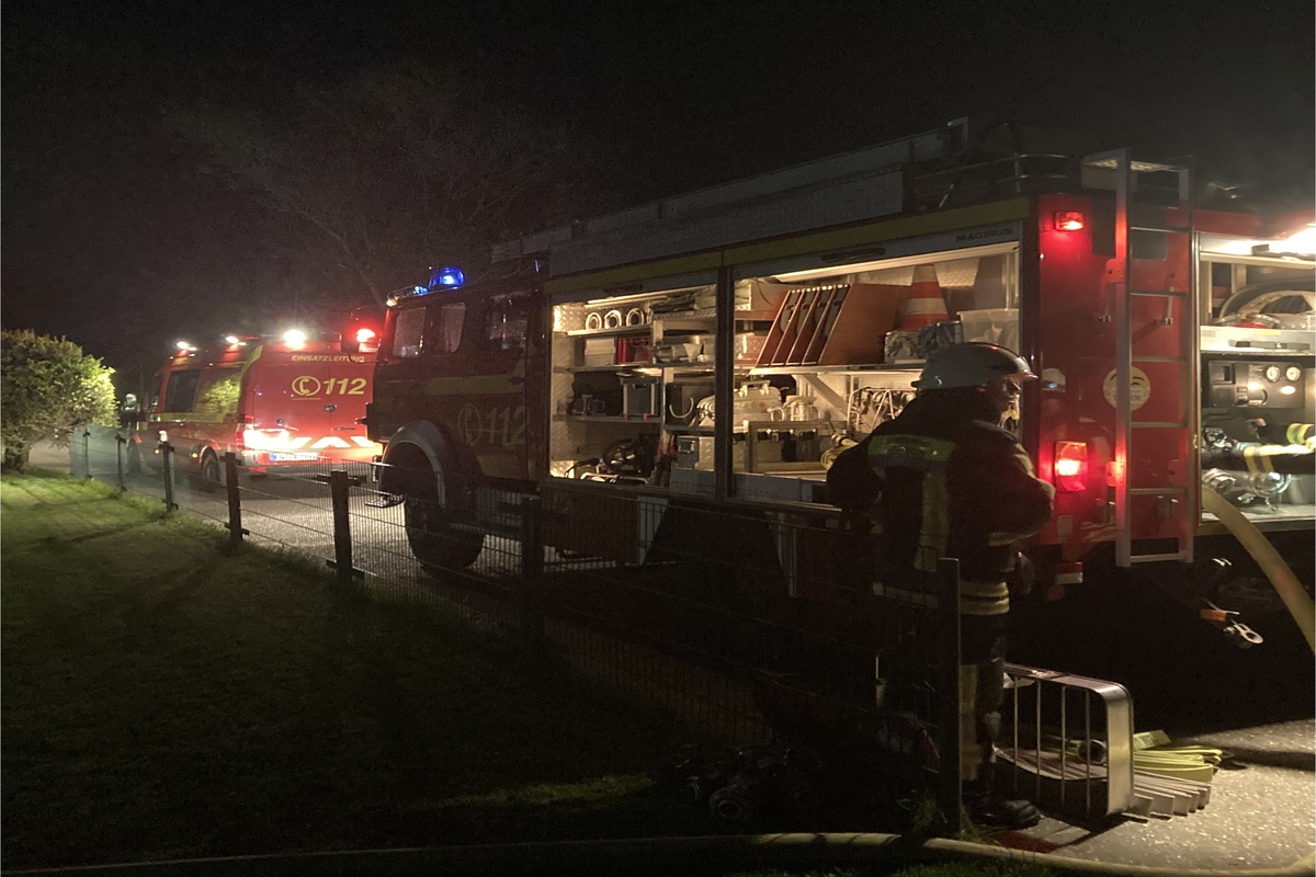 Die Feuerwehr war mehr als fünf Stunden im Einsatz
