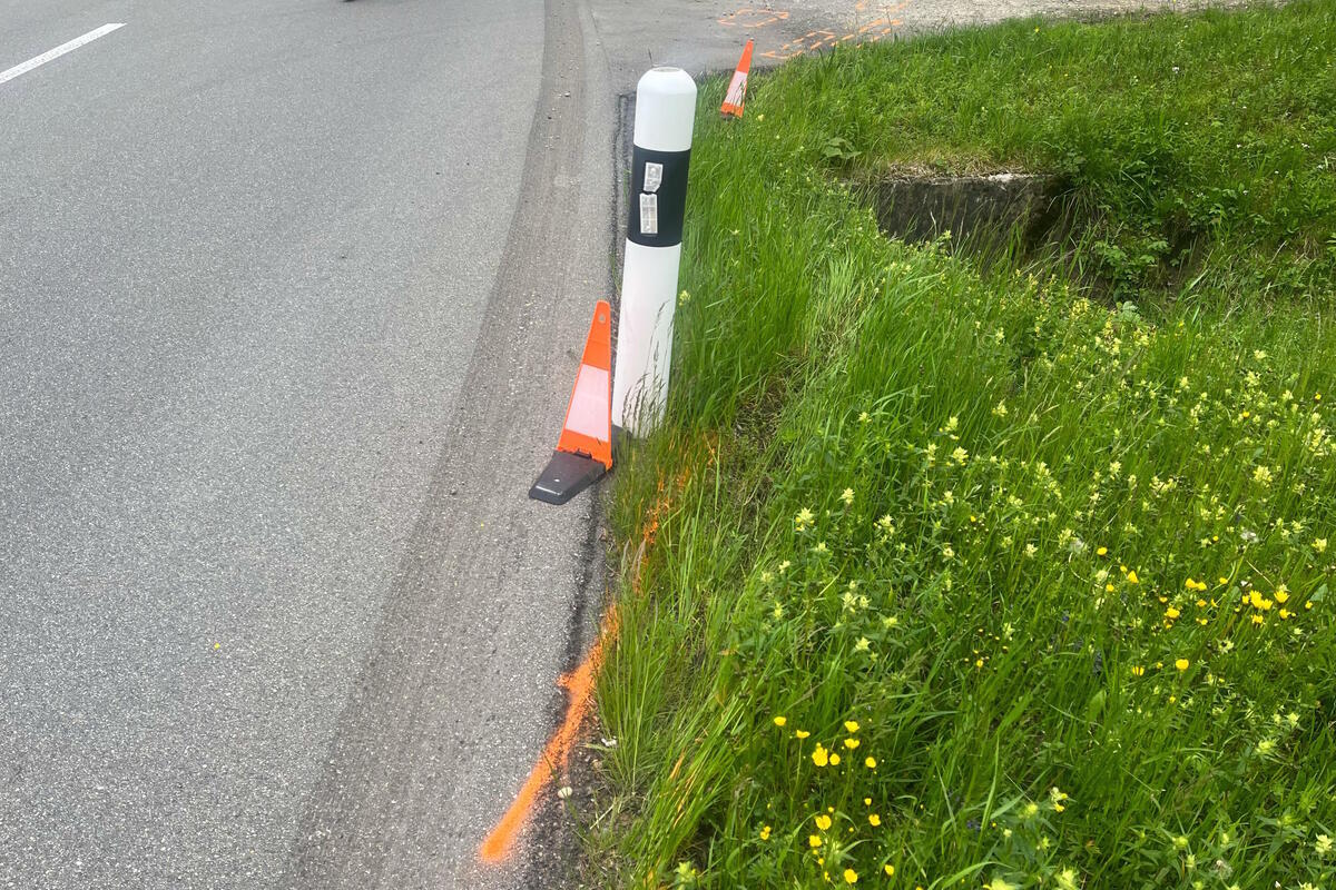 Mühlrüti SG - 17-jähriger Motorradfahrer nach Unfall verletzt 