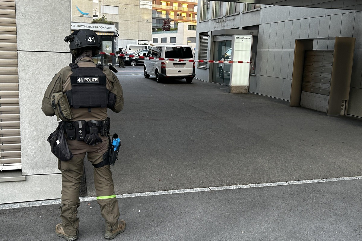 Probe für den Ernstfall – Banküberfall mit Geiselnahme in Pfäffikon SZ