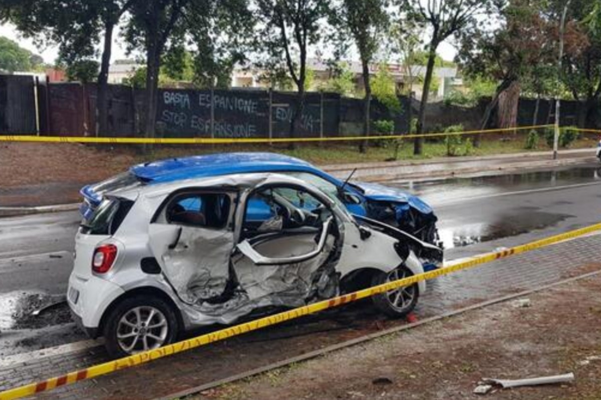 Horrorunfall - 5-Jähriges Kind tot - Mutter und Schwester verletzt - Lamborghini prallt in City Car