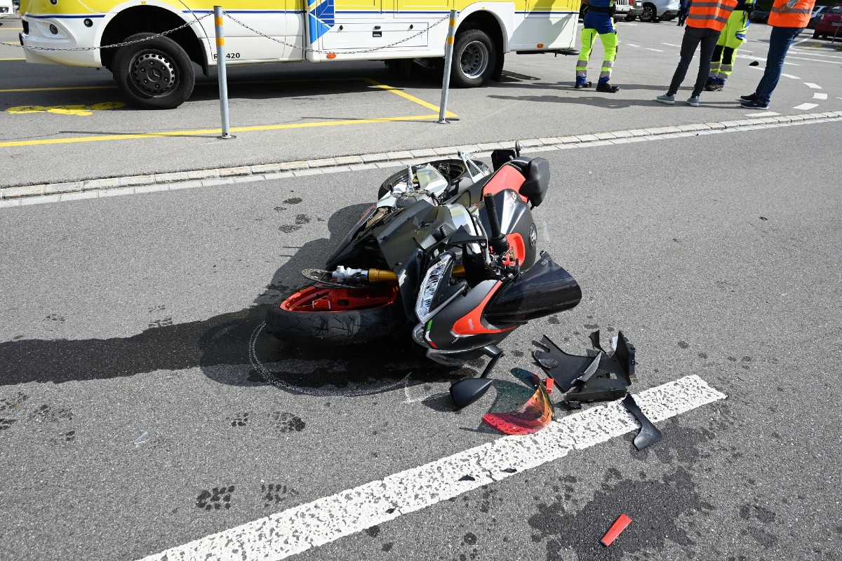 Mühlrüti SG - Unfall auf der Hulftegg