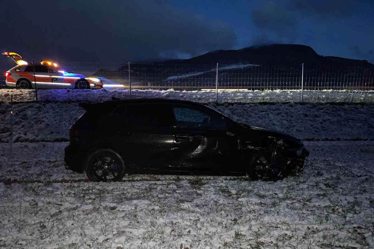 Kanton Solothurn - Drei Verkehrsunfälle auf schneebedeckter Fahrbahn