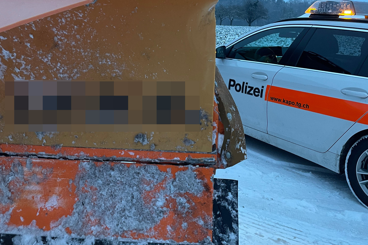 Güttingen TG - Mit entgegenkommenden Schneepflug kollidiert