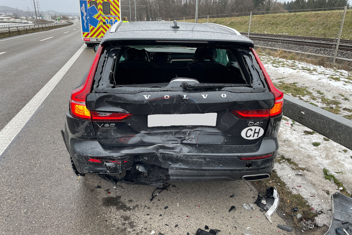 Sirnach TG - A1 nach Unfall gesperrt