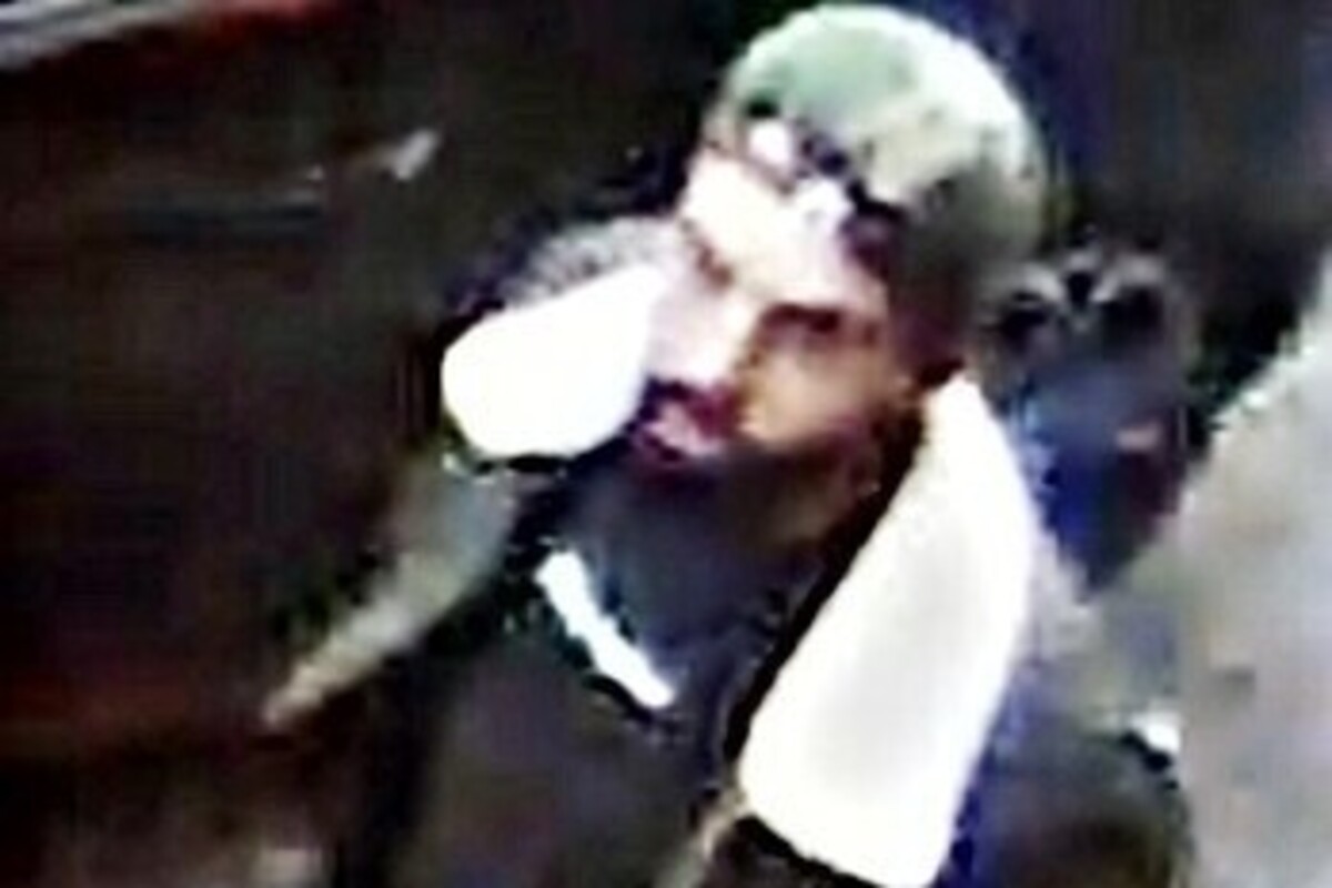 Hamburg-St. Pauli - Mann lebensgefährlich mit Messer verletzt