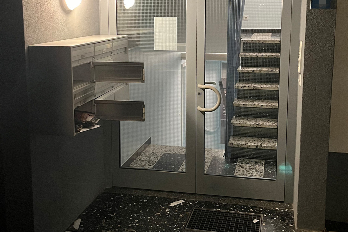 Oberwil BL - Zwei Brände - Polizei geht von Brandstiftung aus