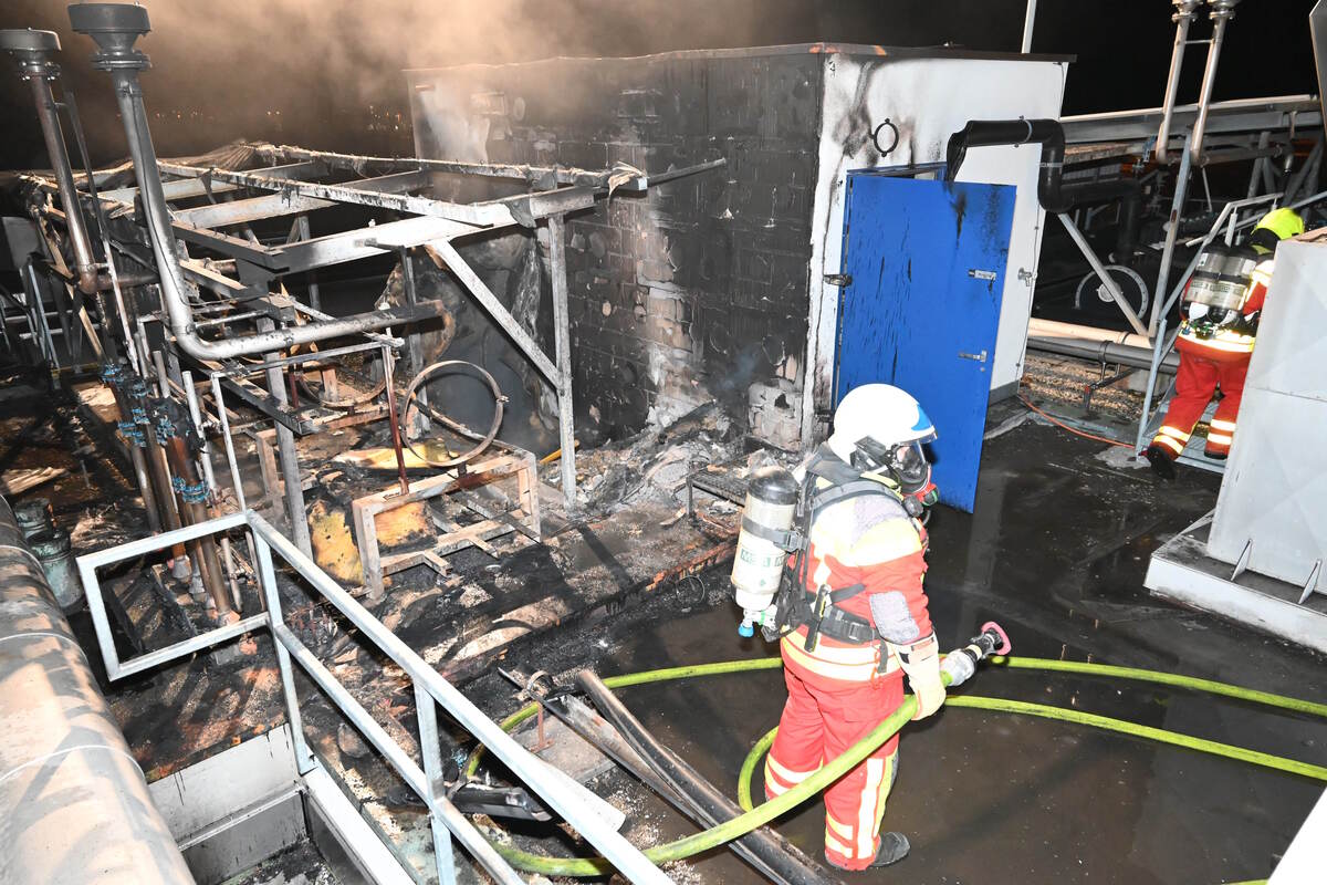 Buchs SG - Brand auf dem Dach einer Firma