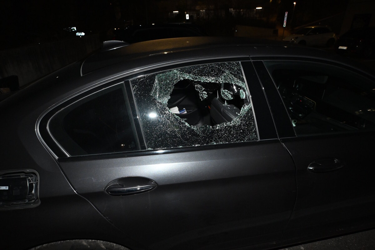 St.Gallen - Aus mehreren Autos gestohlen 