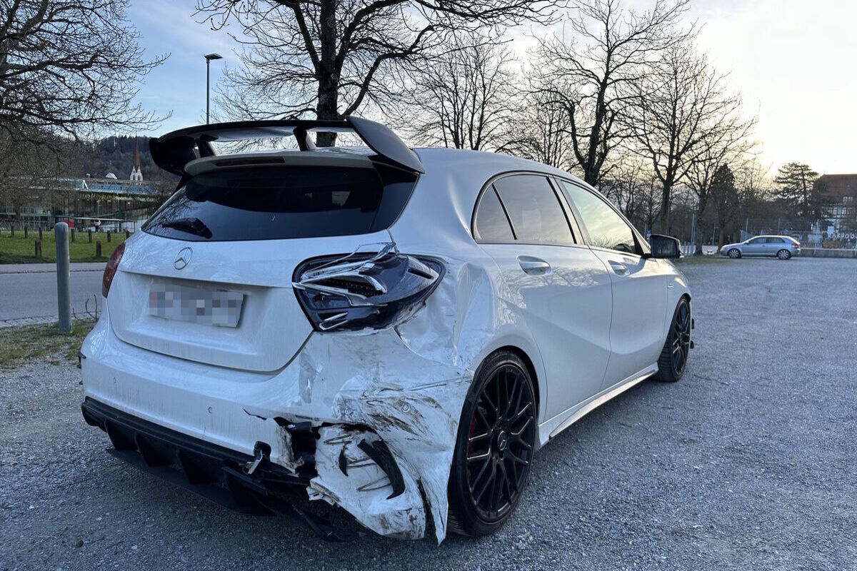 St.Gallen - Unfall zwischen drei Autos