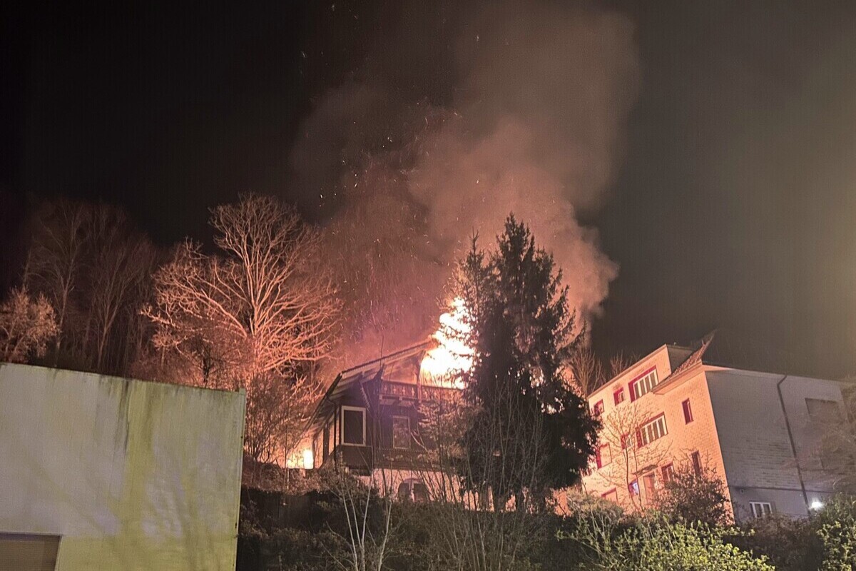 Aarau - Schönenwerderstrasse wegen Brand komplett gesperrt
