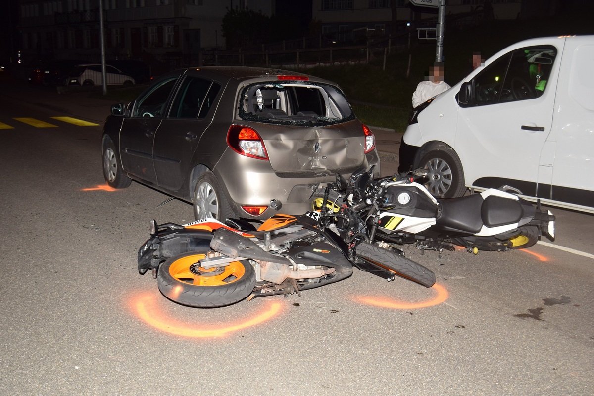 Kanton Appenzell Ausserrhoden - Drei Unfälle mit Motorrädern