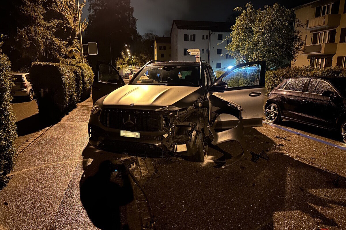 St.Gallen - Vor der Polizei geflüchtet und verunfallt 