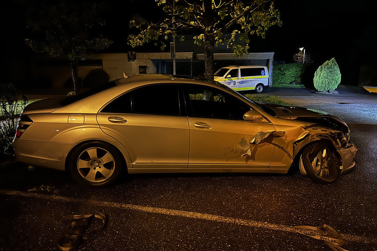 Oftringen AG - Mercedes gestohlen und verunfallt