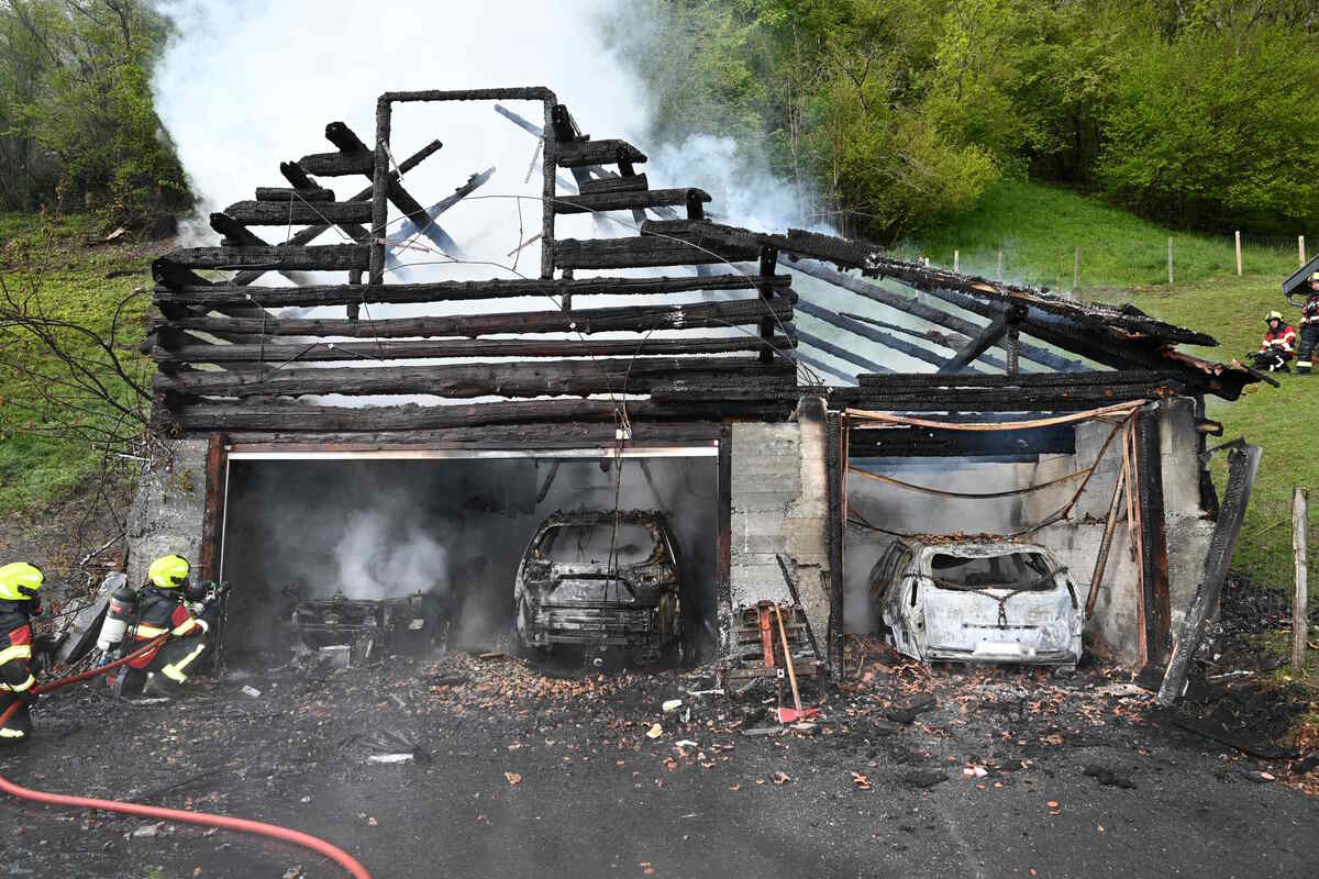 Sargans SG - Stall brennt komplett ab